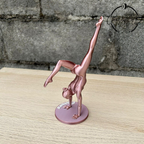 Statuetta a forma di ginnasta ginnastica ritmica ginnastica artistica trofeo ginnasta