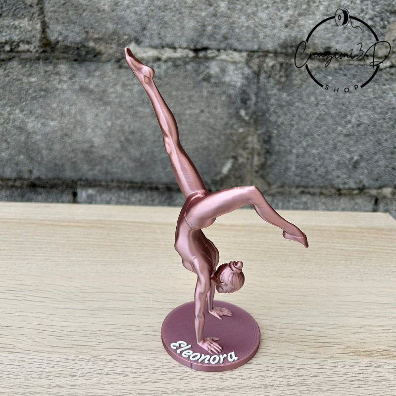 Statuetta a forma di ginnasta ginnastica ritmica ginnastica artistica trofeo ginnasta